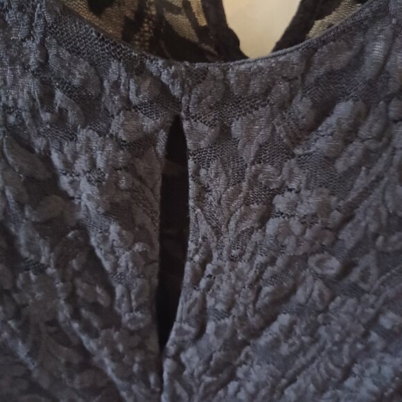 Moda Int / Victoria Secret Black Long Sleeve Stretch Lace Key / Peep Hole Large - Picture 2 of 6